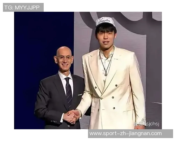 小杨带动开拓者周边商品热销销售额同比激增813 小杨带动开拓者周边商品热销销售额同比激增813