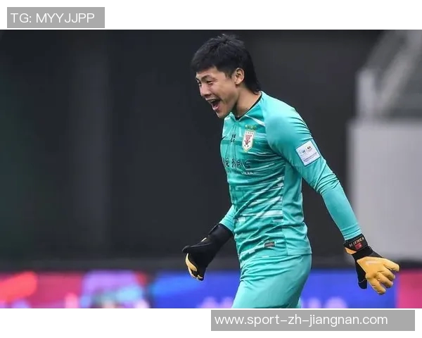 前中超门将王年转型短剧演员月薪3000偶像王大雷成新目标 前中超门将王年转型短剧演员月薪3000偶像王大雷成新目标