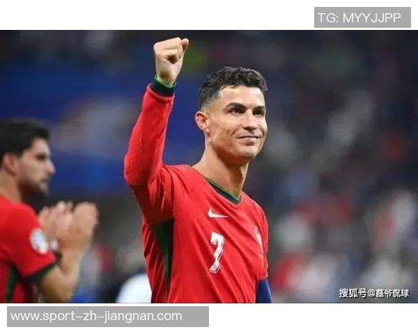 C罗荣获葡萄牙环球声望奖在社交媒体分享喜悦时刻 C罗荣获葡萄牙环球声望奖在社交媒体分享喜悦时刻