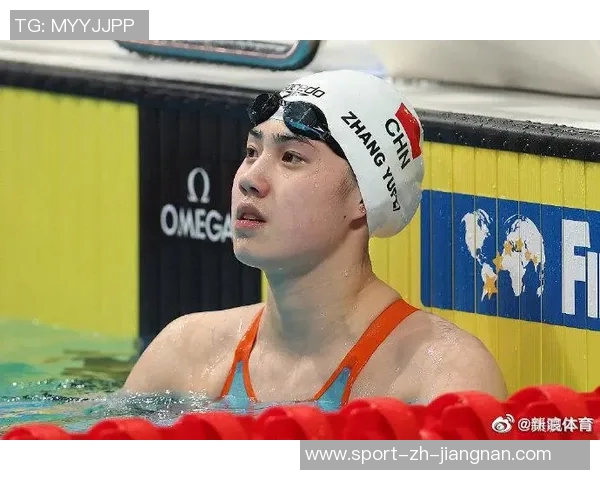 皮尔斯夜店偷瞄性感美女的紧张瞬间只需半秒钟的转头反应