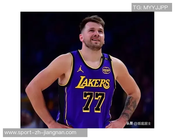 里夫斯盛赞东契奇为最爱队友东契奇幽默回应称其太幼稚不喜欢