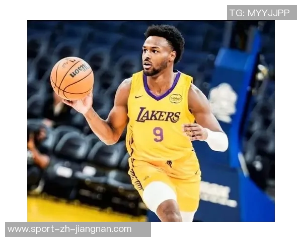 布朗尼G联盟首秀表现出色贡献15分4板8助蒂耶罗同样精彩砍下19分4板